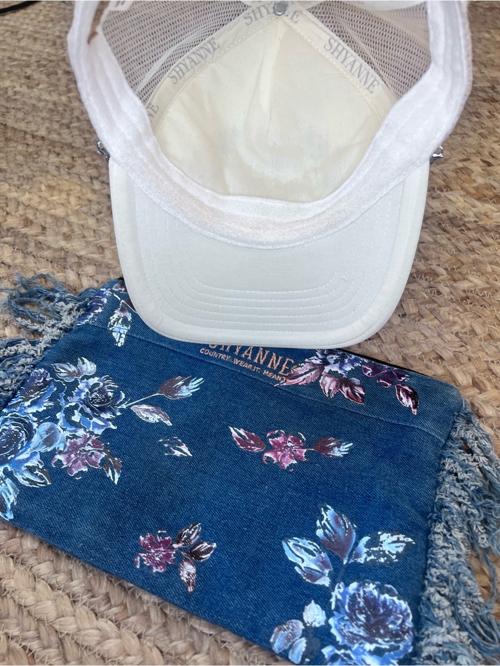 Shyanne cream hat Blue Floral Denim Clutch with Fringe purse - Picture 4 of 7